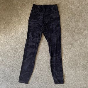 Lululemon high rise align legging 25” in heritage camo size 4